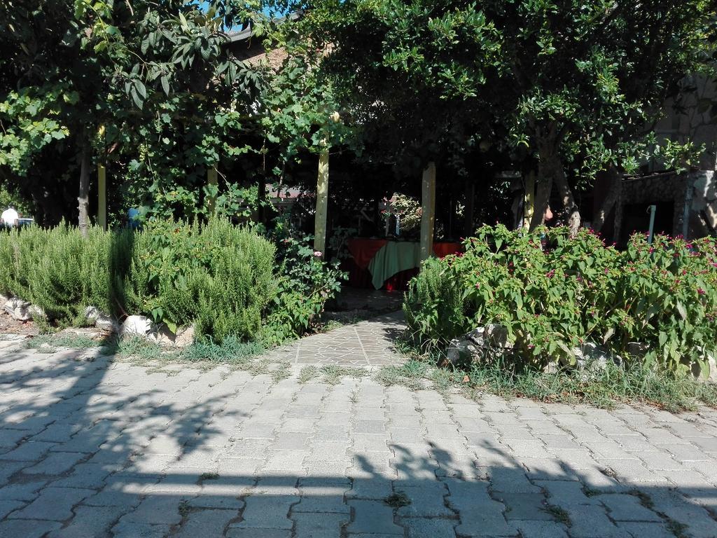 Rosemary Pansiyon Чирали Экстерьер фото